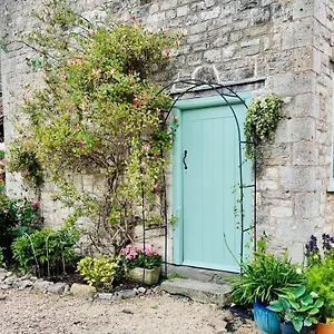 Homestay The Long House, Flax Bourton